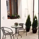 Arctic - Black Church Apartment Brasov